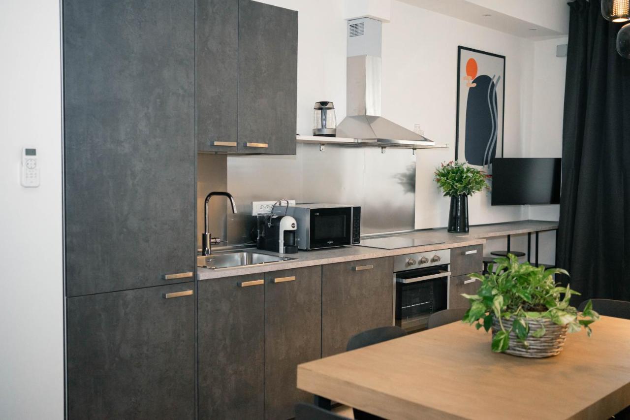 Black Marble - Design Apartment Bari Dış mekan fotoğraf