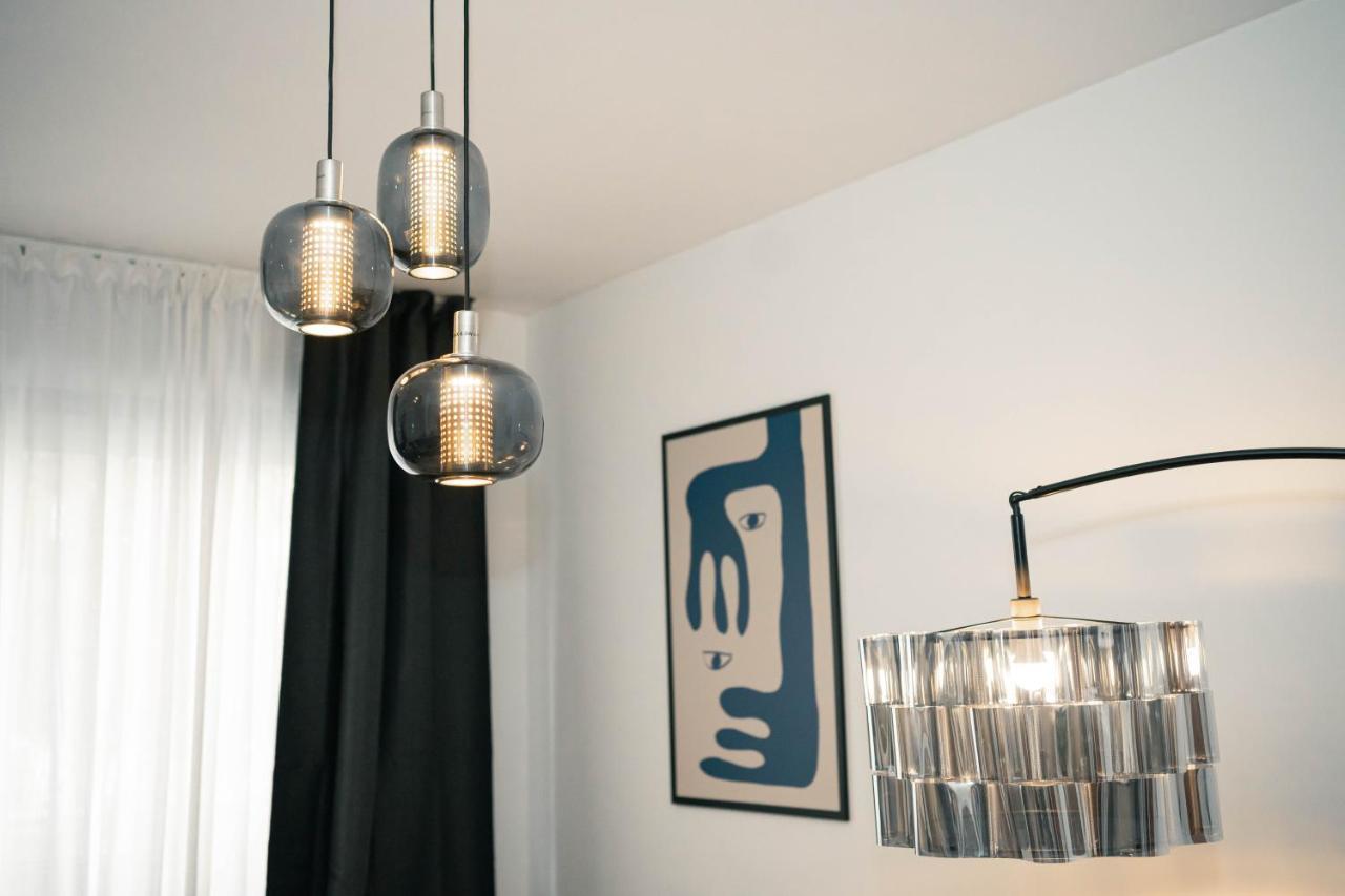 Black Marble - Design Apartment Bari Dış mekan fotoğraf